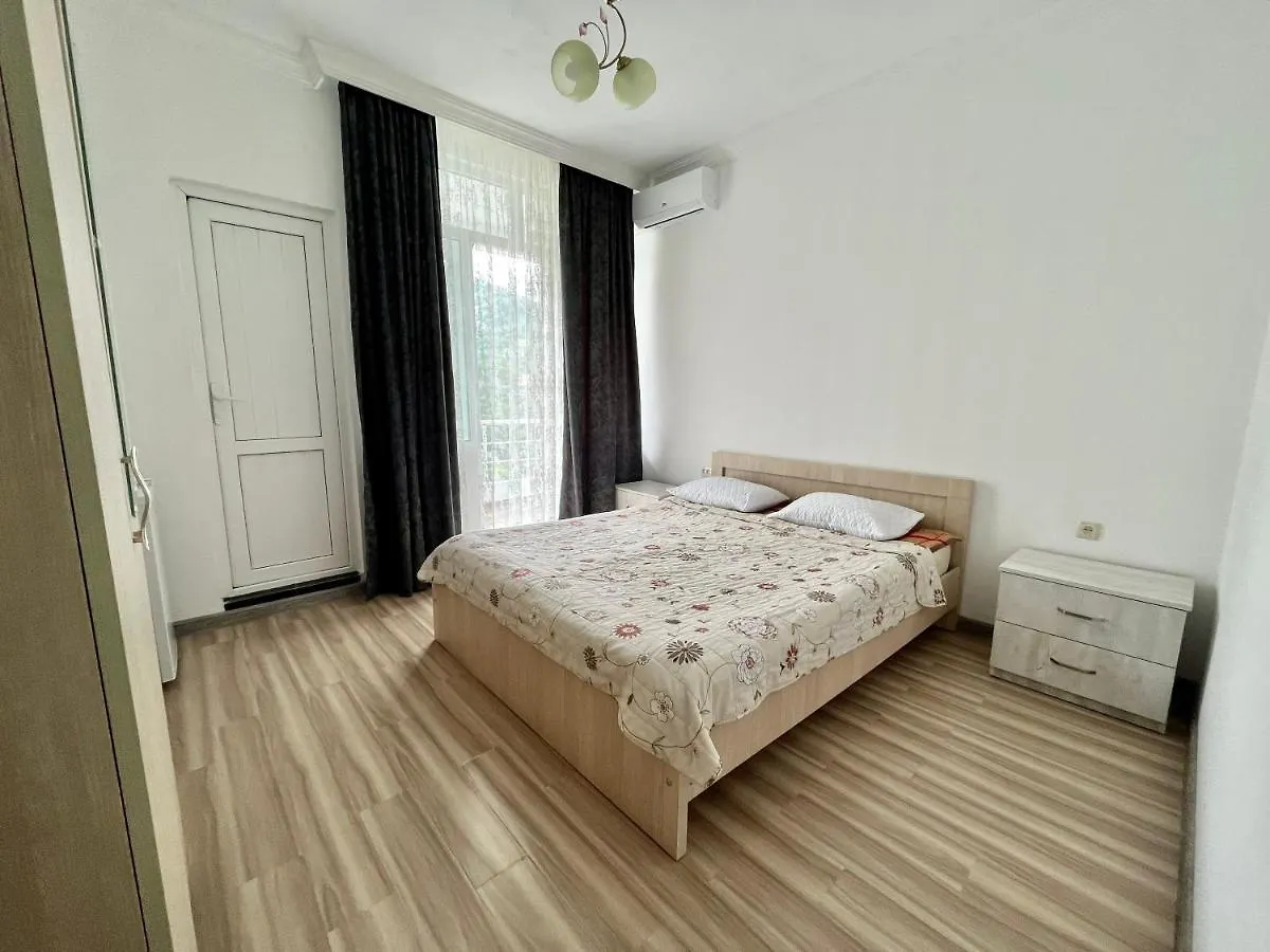 Guest house Zuri Kvariati